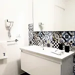 Rent בית הארחה 3*