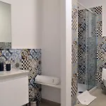Rent 3*