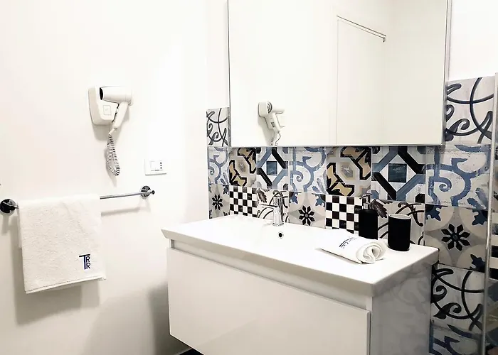 Rent Casa de hóspedes 4*