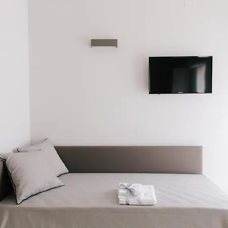Rent 3* Trani