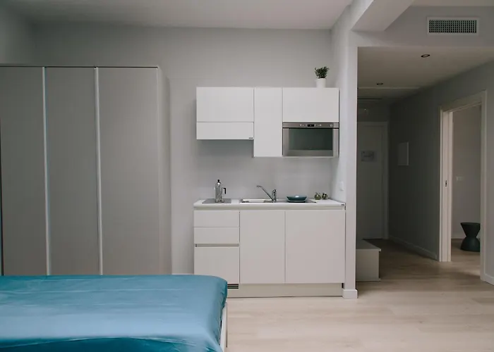Rent 4* טרני